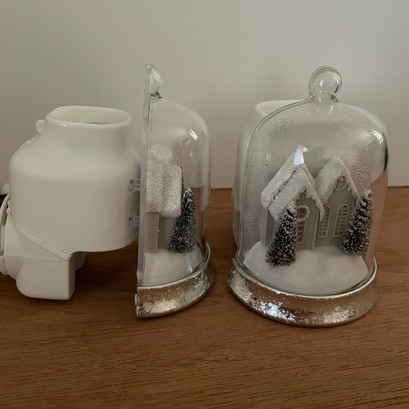 Yankee Candle ScentPlug Diffuser with Light! New with tags, great gift! - Picture 3 of 3